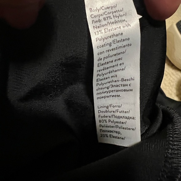 SPANX Faux Leather Leggings Small - Picture 7 of 7